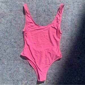 Sisstrevolution pink one piece Bathingsuit swimsuit - ultra comfy and stretchy